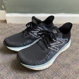 New Balance Women's 1080V11 Running Shoe